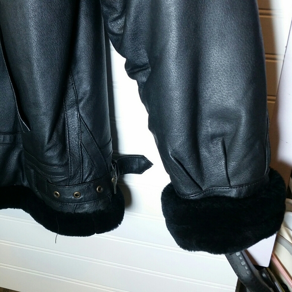 Men's Wilda Leather Coat - Picture 6 of 12